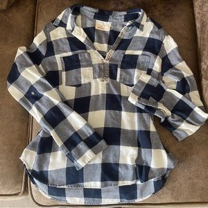 HOLLISTER | Flannel V Neck